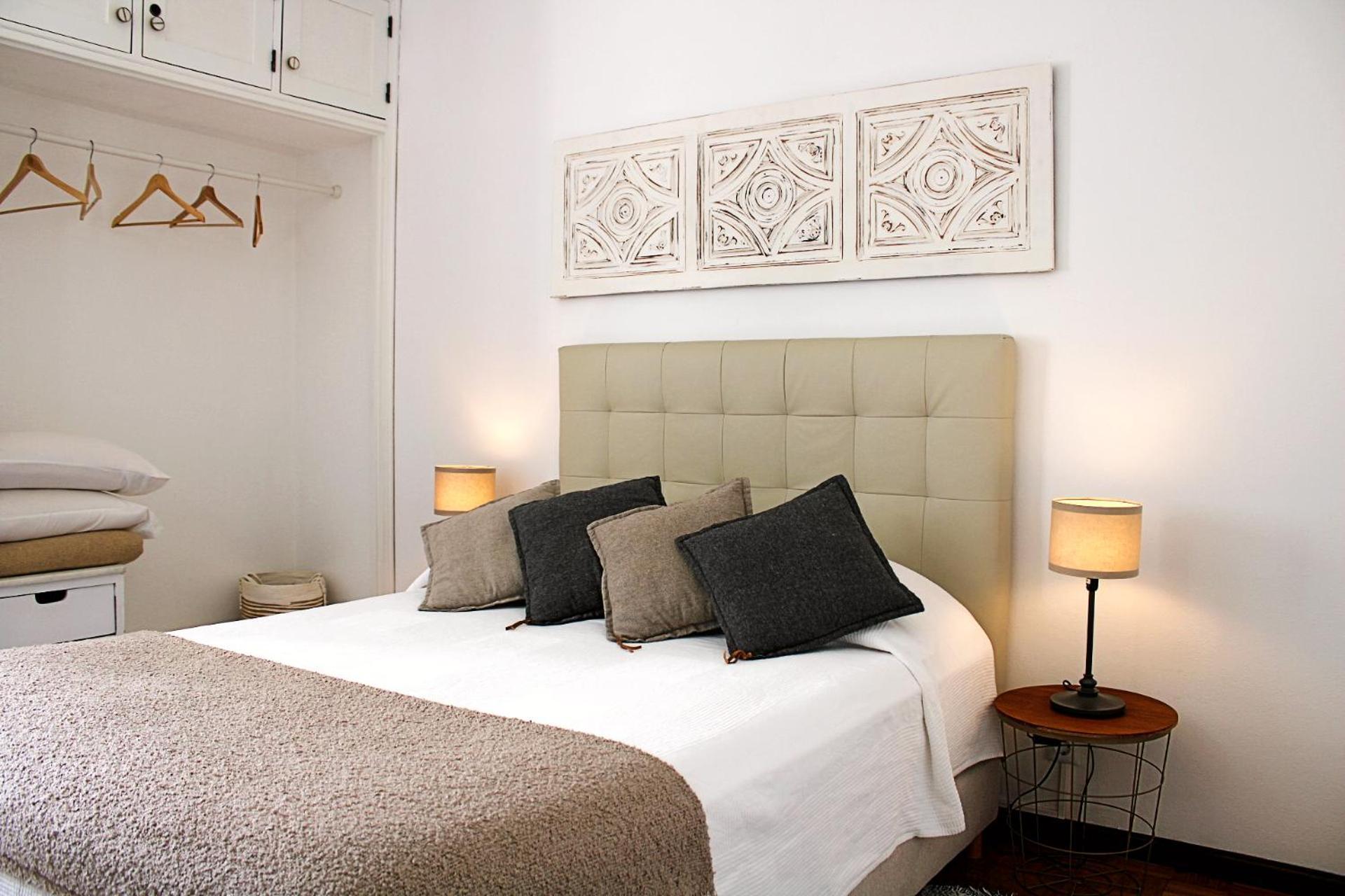 Kintsugi Downtown Guest house Lagos