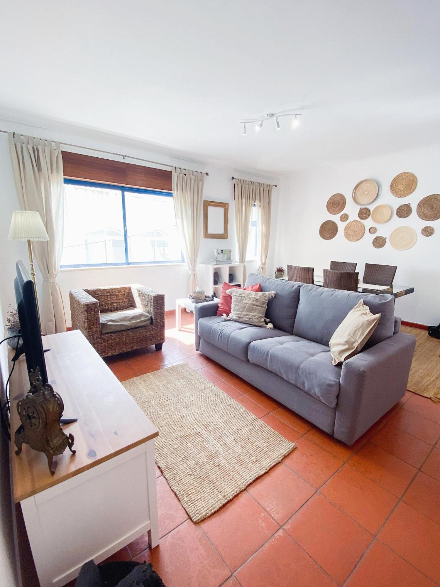 Kintsugi Downtown Guest house